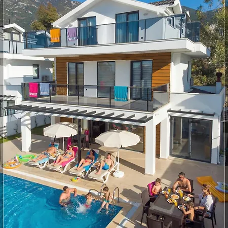 ヴィラ Berzan 4 Bedroom Private In Ovacik