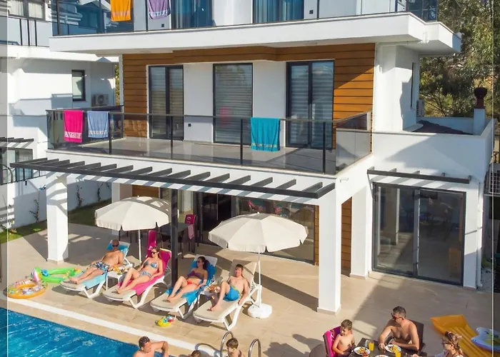 ヴィラ Berzan 4 Bedroom Private In Ovacik