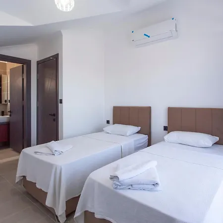 Berzan 4 Bedroom Private In Ovacik *