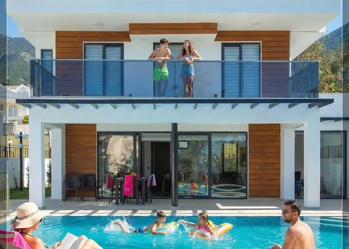 Berzan 4 Bedroom Private In Ovacik * فتحية